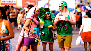 Illustration for article titled A Look At The 2011 Coney Island Mermaid Parade